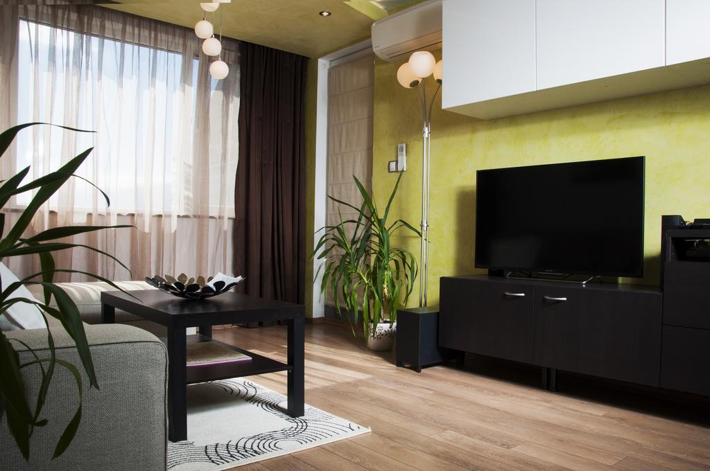Derelli Deluxe And Derelli Adorable Apartments 索菲亞 客房 照片