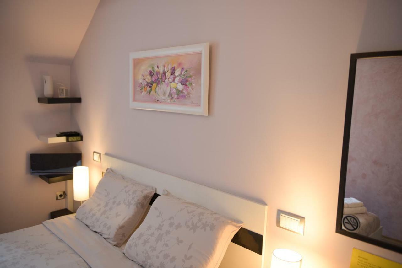Derelli Deluxe And Derelli Adorable Apartments 索菲亞 外观 照片